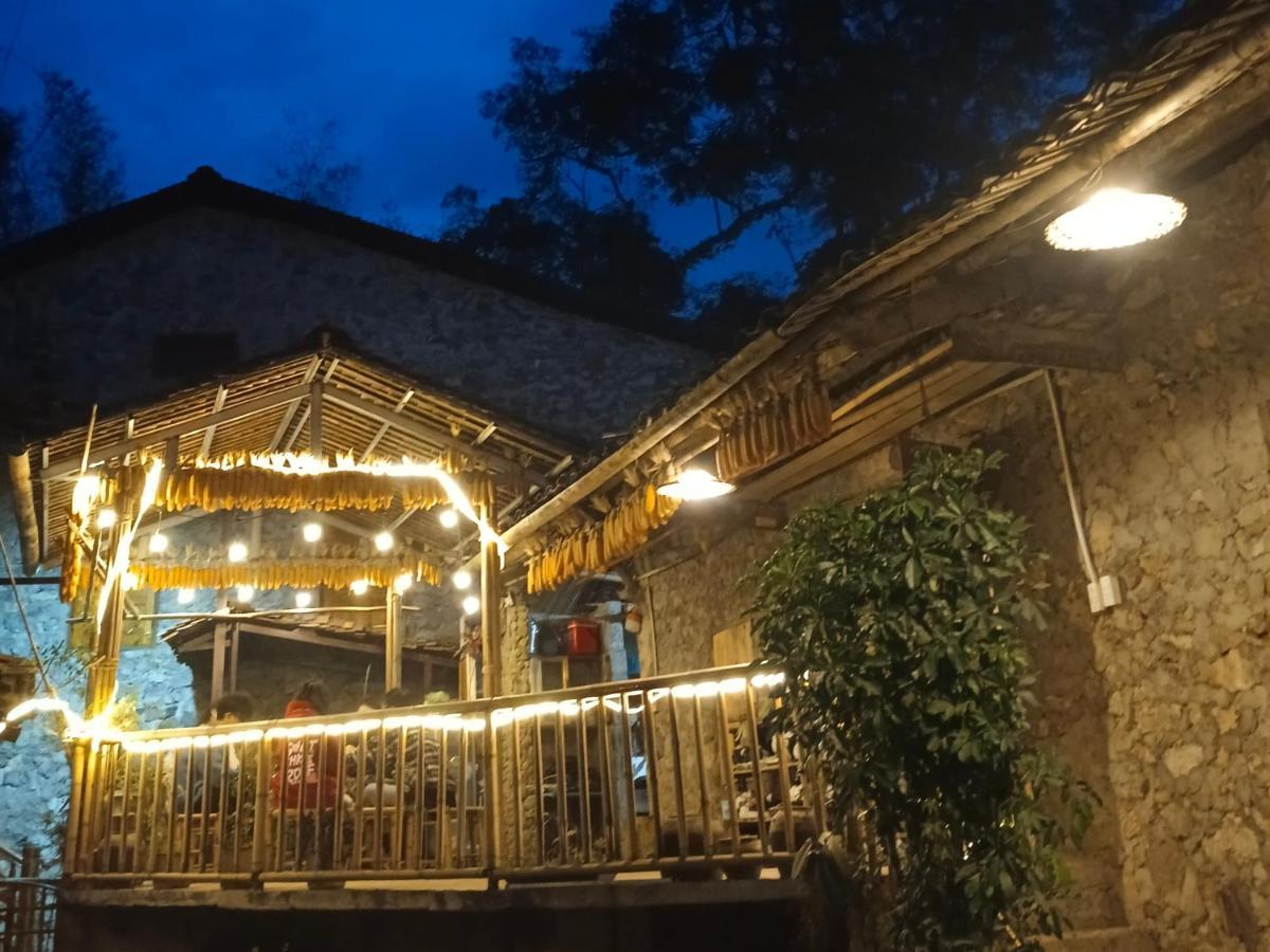 Quang Thuan Ban Gioc Homestay カオバン エクステリア 写真