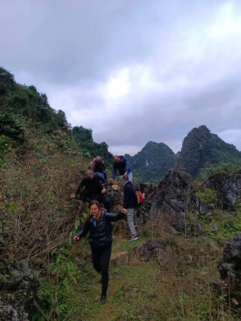 Quang Thuan Ban Gioc Homestay カオバン エクステリア 写真
