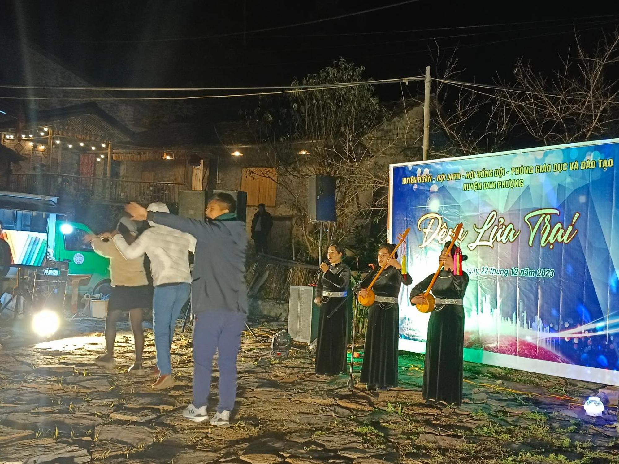 Quang Thuan Ban Gioc Homestay カオバン エクステリア 写真