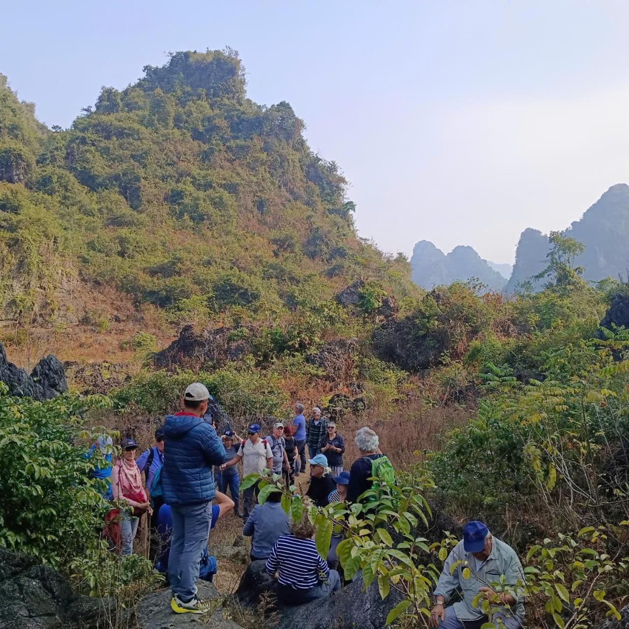 Quang Thuan Ban Gioc Homestay カオバン エクステリア 写真